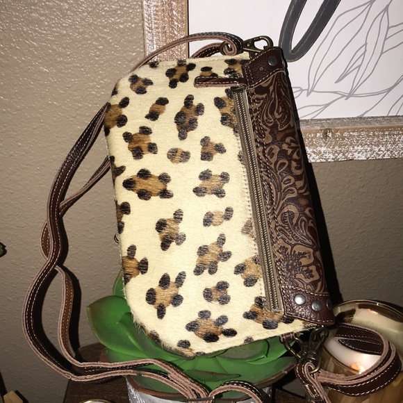 Myra Bag - Picture 5 of 7